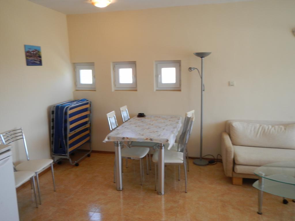 Apartment In Elit 3 Apartcomplex Pantai Sunny Luaran gambar