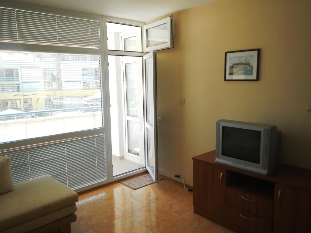 Apartment In Elit 3 Apartcomplex Pantai Sunny Bilik gambar